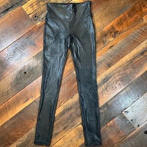Spanx Black Seamless Leggings Shapewear Style Size Small